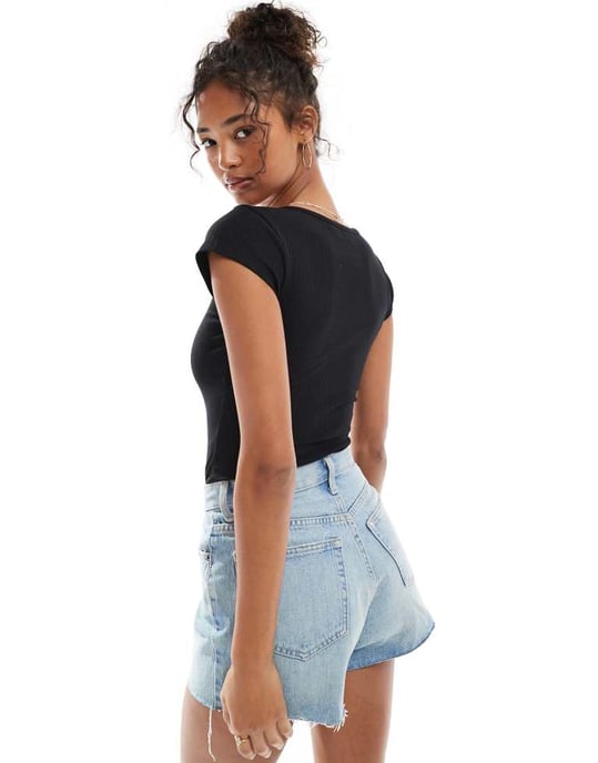 Miss Selfridge button detail short sleeve rib bodysuit in black - Image 4