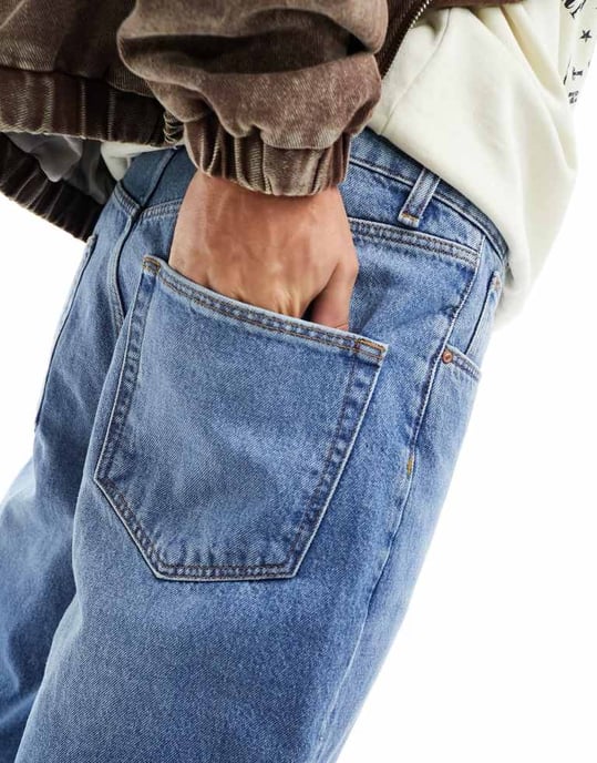 ASOS DESIGN baggy jeans i autentisk vintage tvätt i medelblå tvätt - Image 2