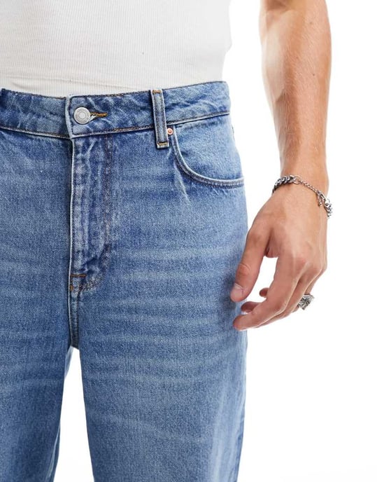 ASOS DESIGN baggy jeans i autentisk vintage tvätt i medelblå tvätt - Image 4
