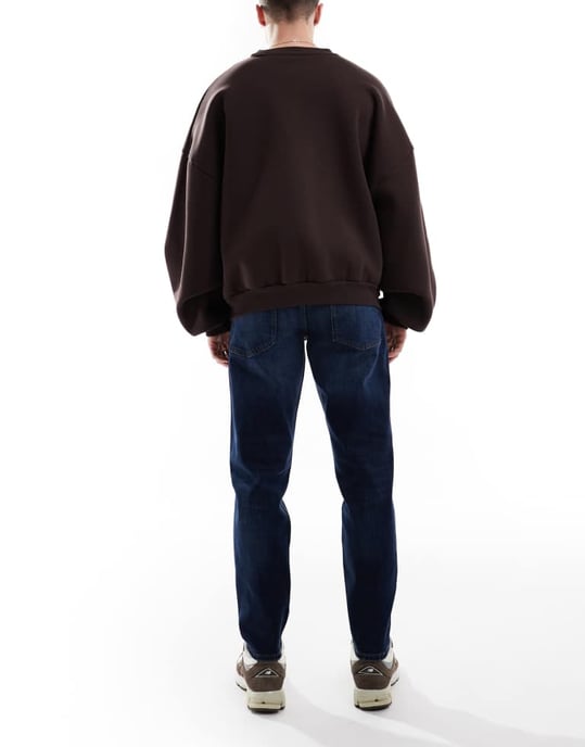 ASOS DESIGN stretch tapered jeans i mörk tvätt - Image 2