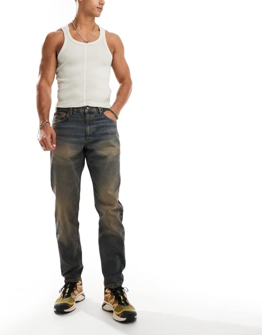 ASOS DESIGN tapered fit jeans i blåtvätt med nyans - Image 3