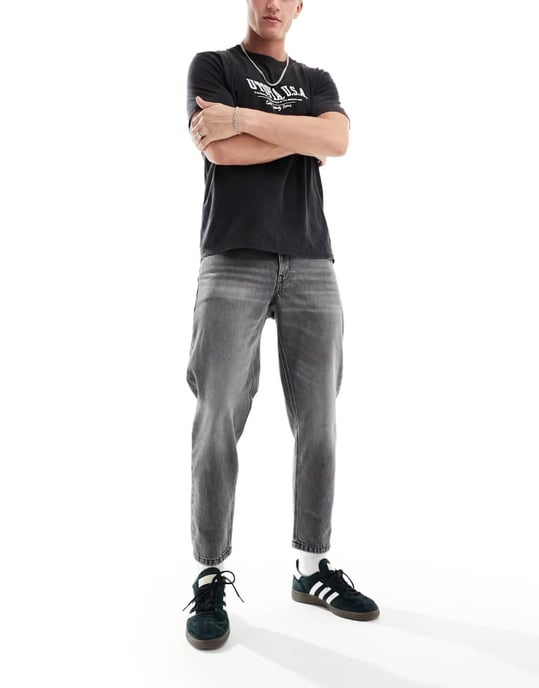 ASOS DESIGN tapered fit jeans i tvättad svart - SVART - Image 3