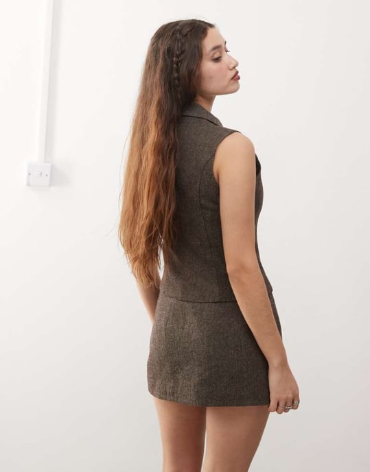 Weekday Karin co-ord zip genom väst i brun herringbone - Image 4
