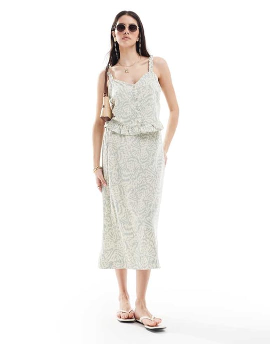 Vero Moda linneblandning knapp-up topp set i abstrakt mönster - Image 4
