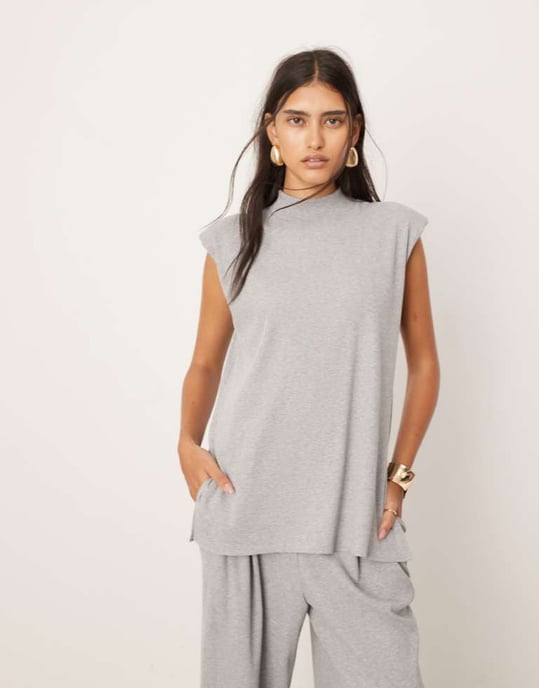 ASOS EDITION jersey ribbehinkad axelvadd långlinjestopp koordinerat i grått - Image 1