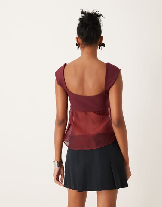 Abercrombie & Fitch genomskinlig babydoll topp i vinröd - Image 3