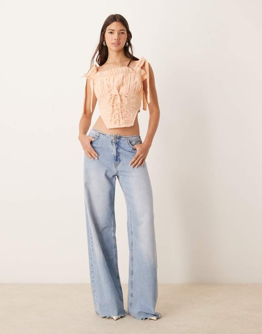 ASOS DESIGN chiffong med snörningsdetalj korselett i rosa - Image 4