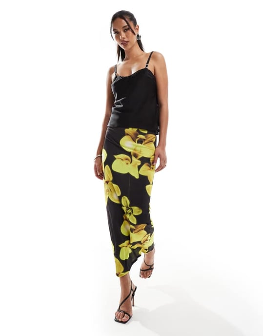ASOS DESIGN satinlinne med remmdetalj i svart - Image 2
