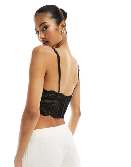 ASOS DESIGN spetstopp med axelband i svart - Image 4