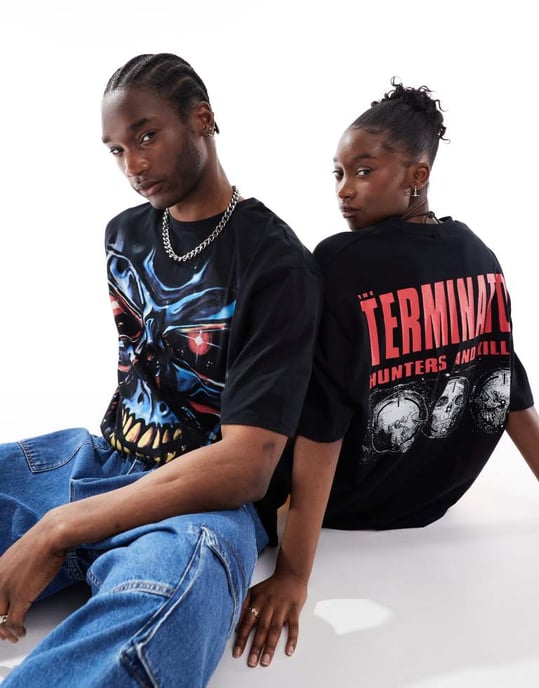 ASOS DESIGN unisex överdimensionerad licenströja i svart med Terminator grafiska tryck - Image 2