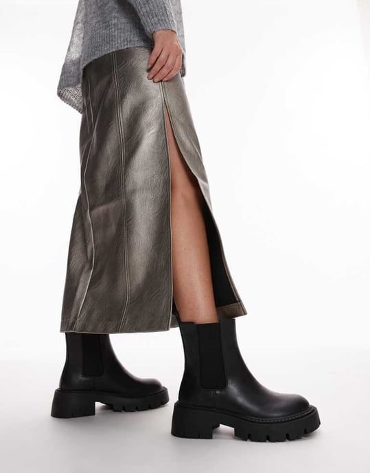 Topshop Wide Fit Lucas chunky chelsea boots in black - Image 3
