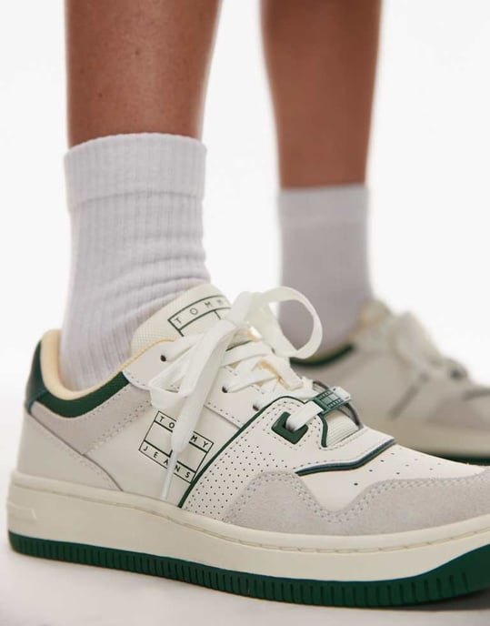 Tommy Jeans retro basket trainers in white and green - Image 2