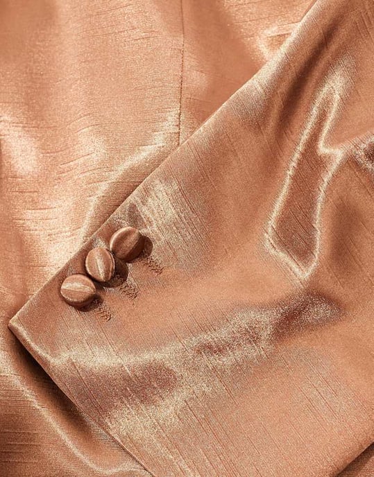 ASOS DESIGN regular kostymjacka i guld satin - Image 2