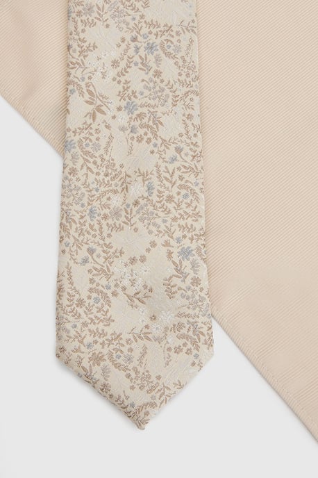 Champagne Ditsy Tie and Plain Pocket Square - Image 2