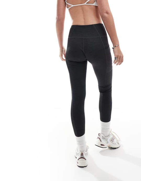 Columbia Move legging in black - Image 2