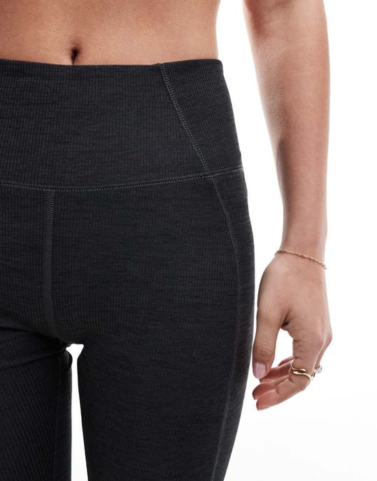 Columbia Move legging in black - Image 4
