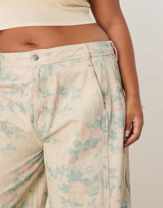 ASOS DESIGN Curve seamed barrel trouser in vintage floral print - Image 2