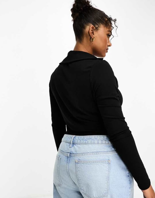 ASOS DESIGN Curve bomull modal skjortbodysuit i svart - Image 4