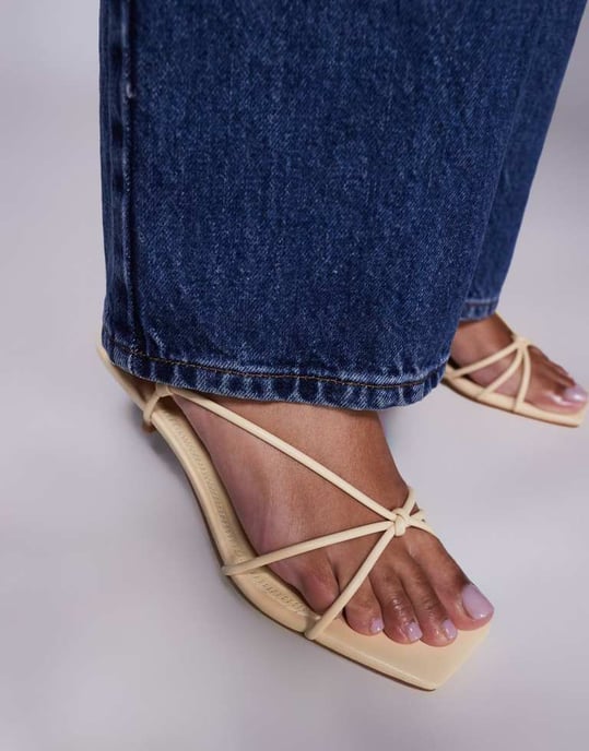 Simmi London Hanah square toe strappy kitten heels in pastel yellow - Image 3