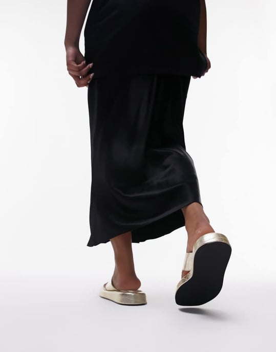 Topshop Jonah tånagel fotbädd sandal i guld - Image 3