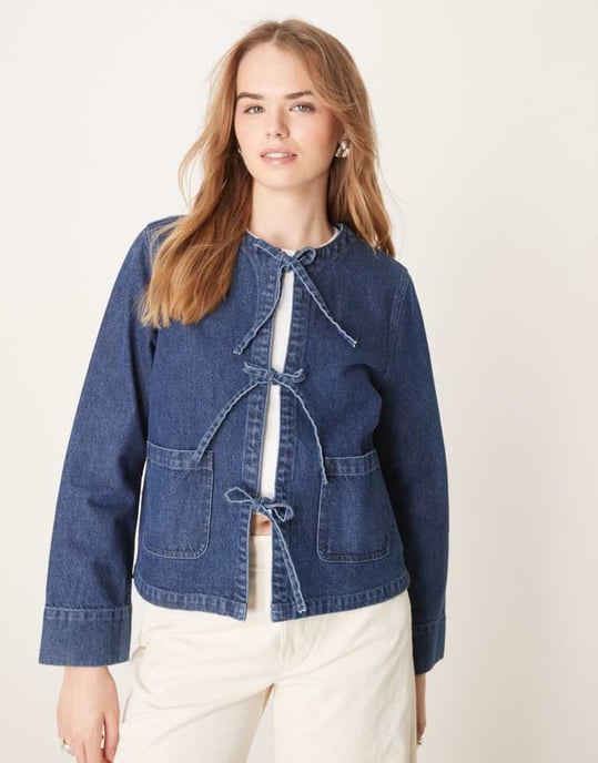Nobody's Child Arlington denimjacka med knytning fram i blått - Image 4