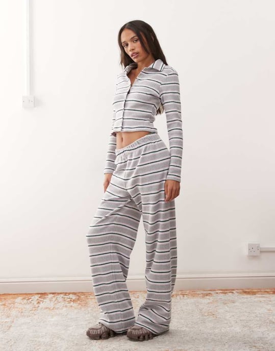 Reclaimed Vintage brushed stripe polo cardigan co-ord in grey stripe - Image 4