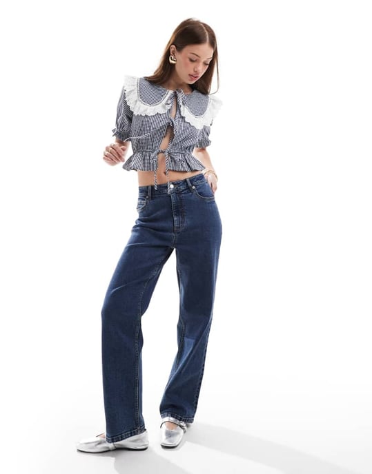 Miss Selfridge krage knytblus i monokrom gingham - Image 2