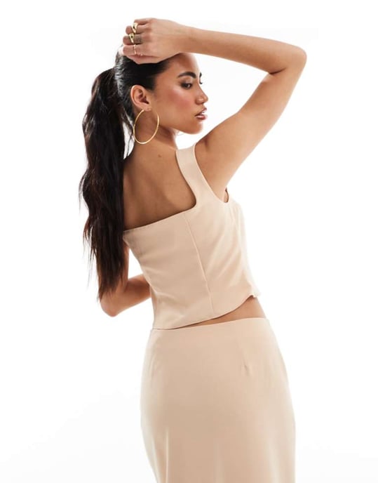 ASOS DESIGN formell fyrkantig halsringning topp koord i taupe - Image 4