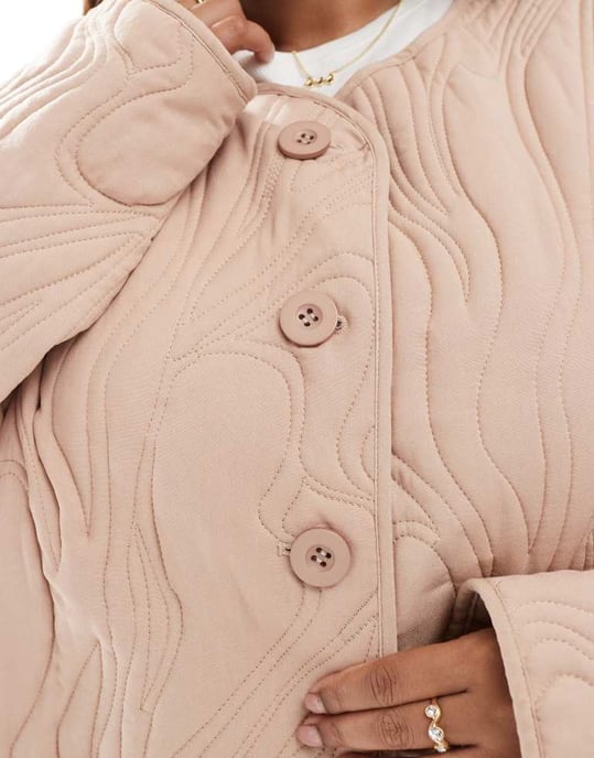 ASOS DESIGN Curve textured quilted cotton jacket in pale pink - Image 3