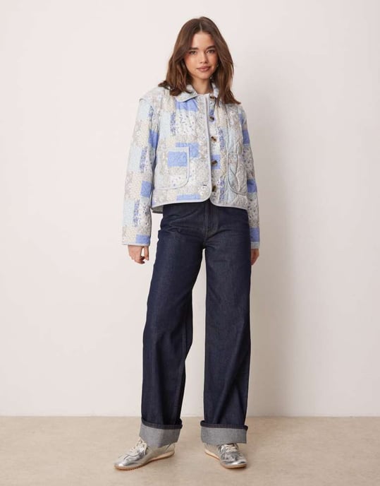 YAS quilted jacket in blue vintage pattern - Image 3