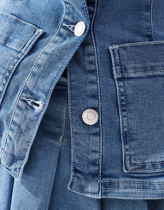 ASOS DESIGN denim väst med åtsittande midja i mid-blå - Image 4