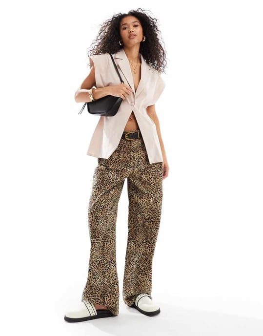 ASOS DESIGN strukturerad lång väst i blush - Image 4