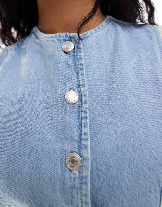 ASOS DESIGN denimväst i blekt utförande - Image 3