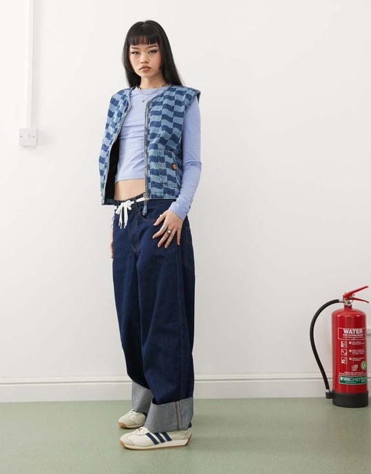 Santa Cruz logo zip through denim gilet in tonal blue checkerboard - Image 4