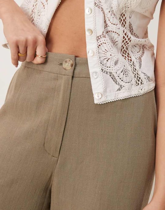 ASOS DESIGN relaxed straight leg trousers with linen in khaki - Image 2