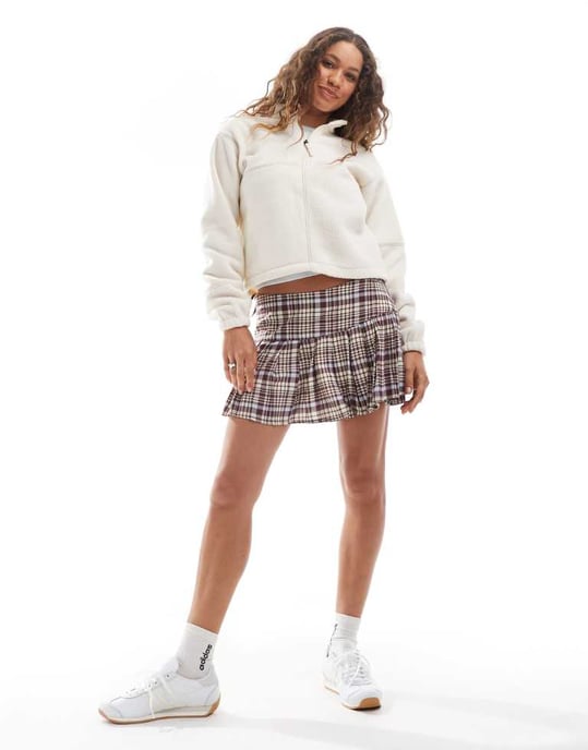 Dickies polar and sherpa fleece with quarter zip in off white - Image 4