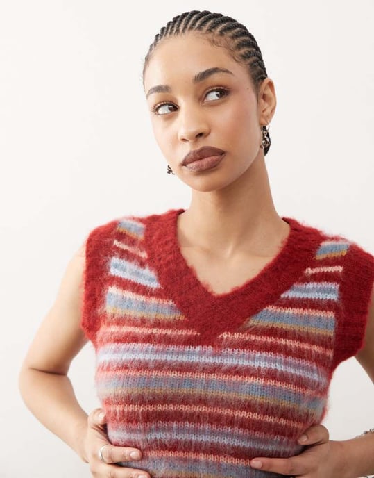 COLLUSION fluffy v neck knitted tank in burgundy - Image 4