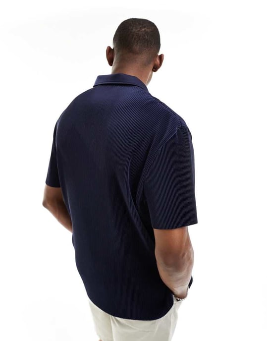 ASOS DESIGN relaxed revere plisse polo in navy - Image 4