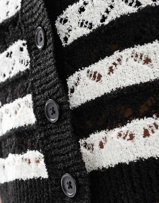 ASOS DESIGN stickad polo i monorandig stil - Image 2