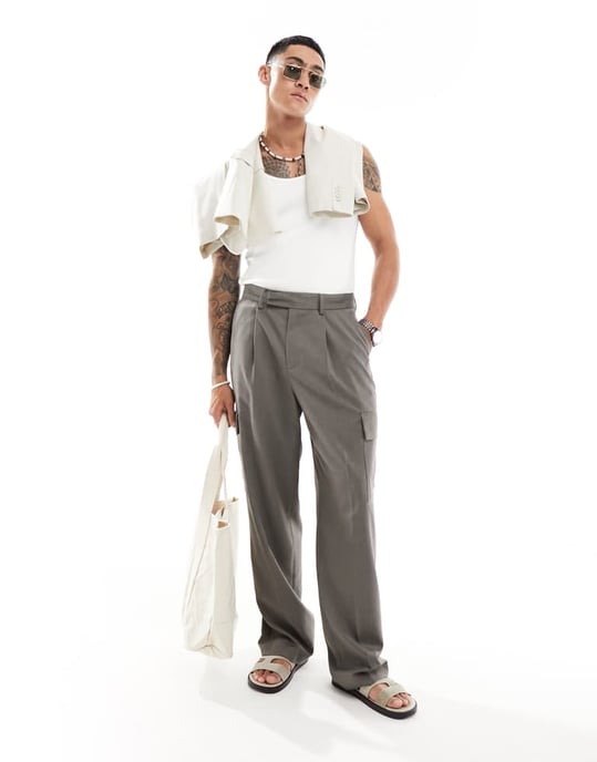 ASOS DESIGN smarta vida cargobyxor i brun mikrotextur - Image 2