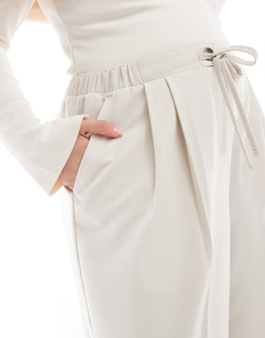 ASOS DESIGN Curve skräddarsydda byxor med resår i stenkulör - Image 2