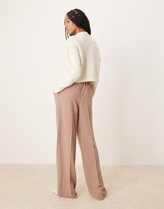 ASOS DESIGN Långa skräddarsydda byxor i mink - Image 4