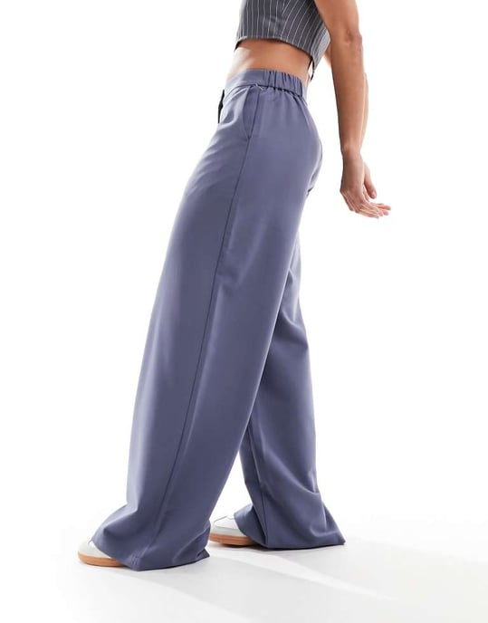 ASOS DESIGN skräddarsydda vida byxor i blått - Image 3