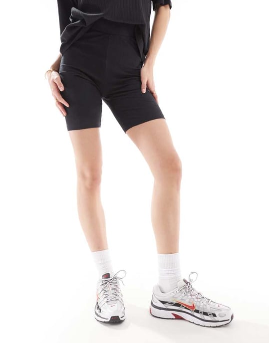 Noisy May ribbad kort leggings-set i svart - Image 4