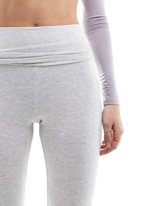 Miss Selfridge låg midja djup vikbar midja utsvängda leggings i grå melange - Image 4
