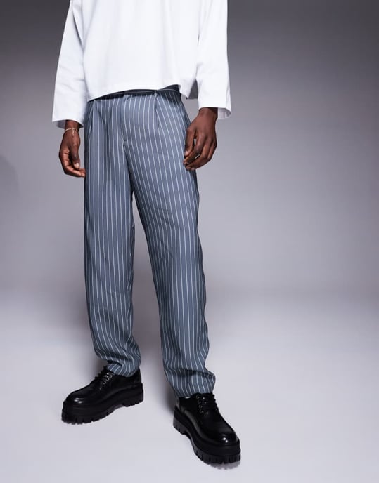 ASOS DESIGN morotspassform smarta byxor i grått randigt - Image 2