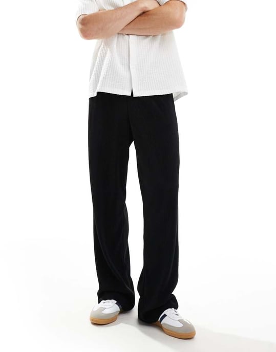 ASOS DESIGN smart bredbyxplisséer i svart - Image 2