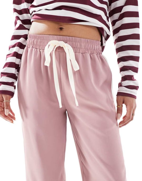 ASOS DESIGN Petite pull on trousers with contrast panel in pink - Image 4
