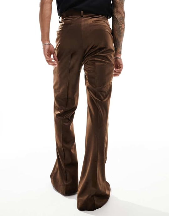 ASOS DESIGN flared kostymbyxor i brun suedette - Image 3