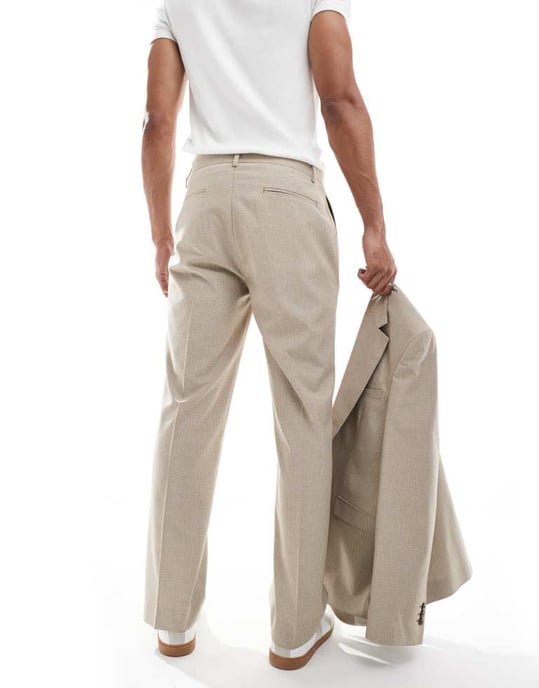 ASOS DESIGN raka kostymbyxor i neutralt tonat hundtandsmönster - Image 4